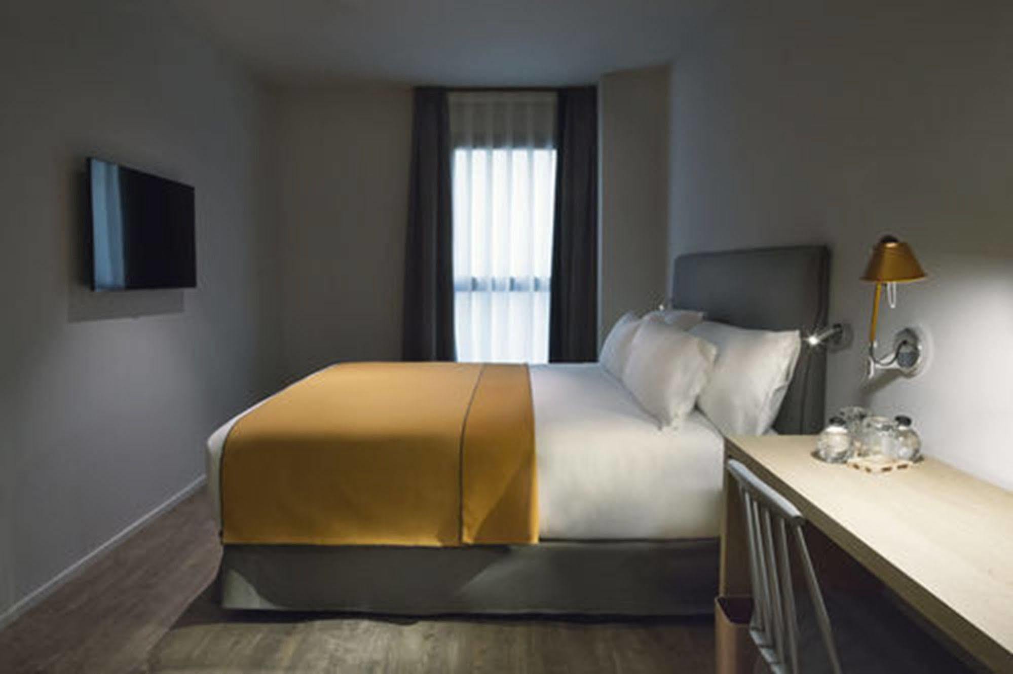 ברצלונה Yurbban Trafalgar Hotel מראה חיצוני תמונה